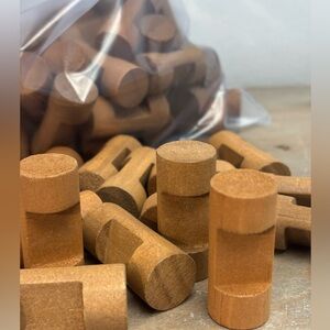Lincoln Log wooden 1.5 inch replacement pieces, 120 pieces, 1 notch